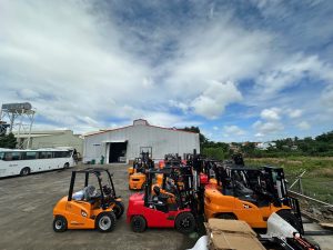 Xe nâng Thiên Sơn